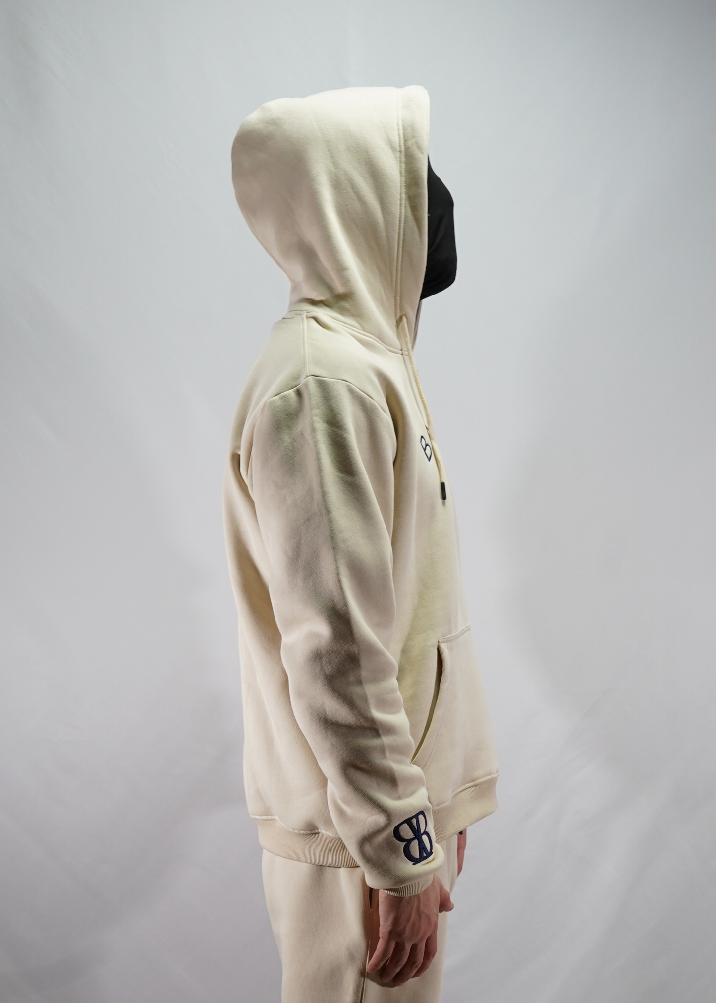 Sweat à capuche crème