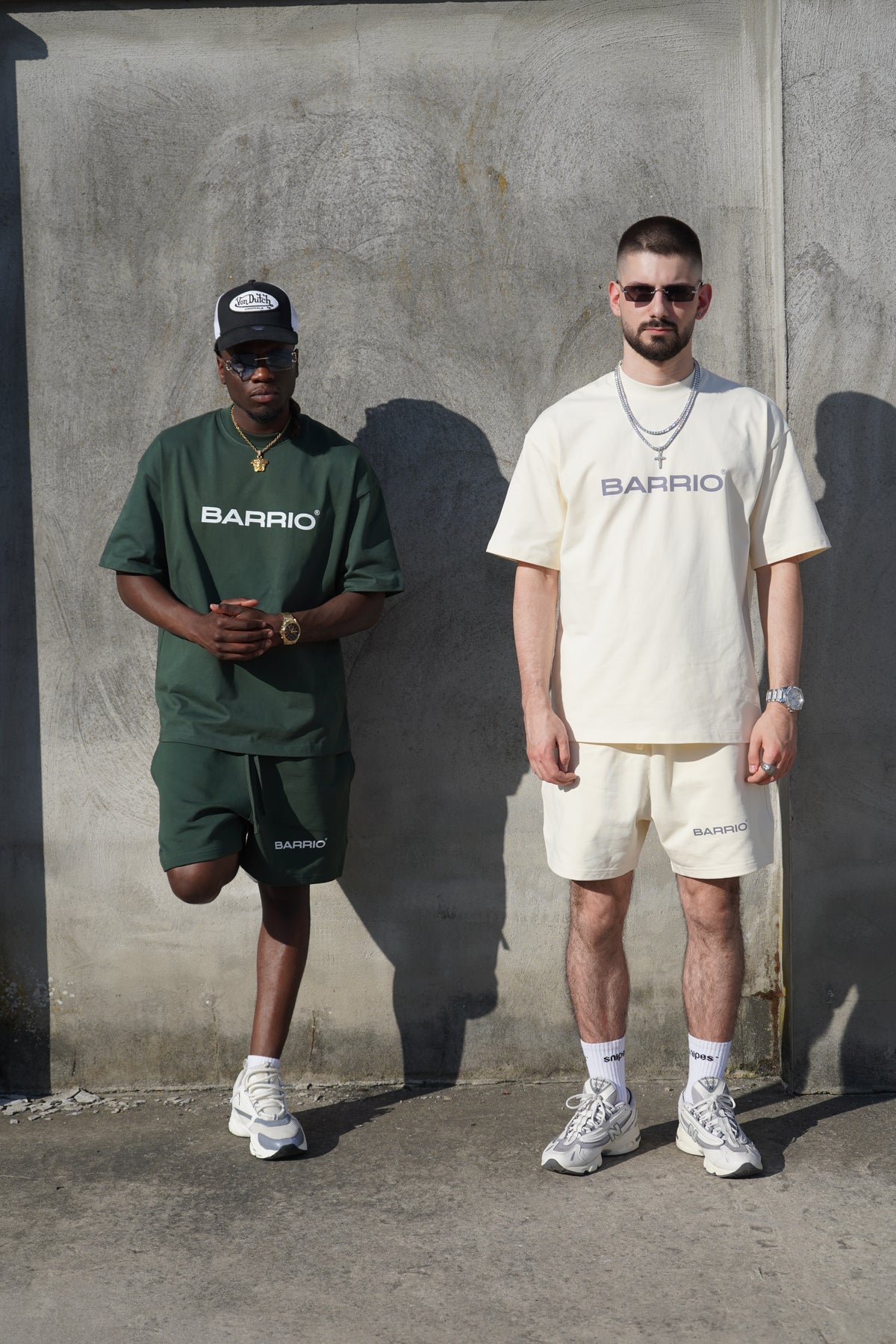 Cream Short | Essentials