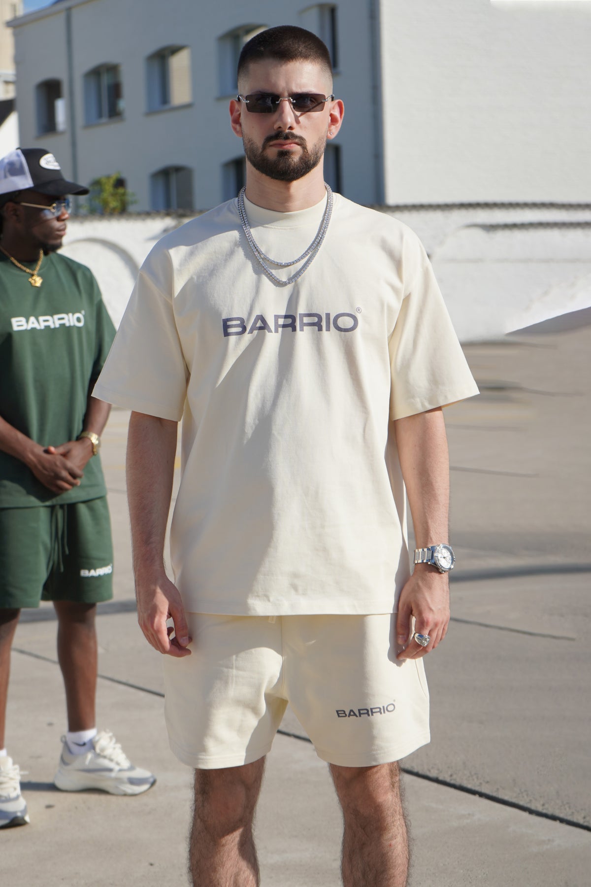 Cream Short | Essentials