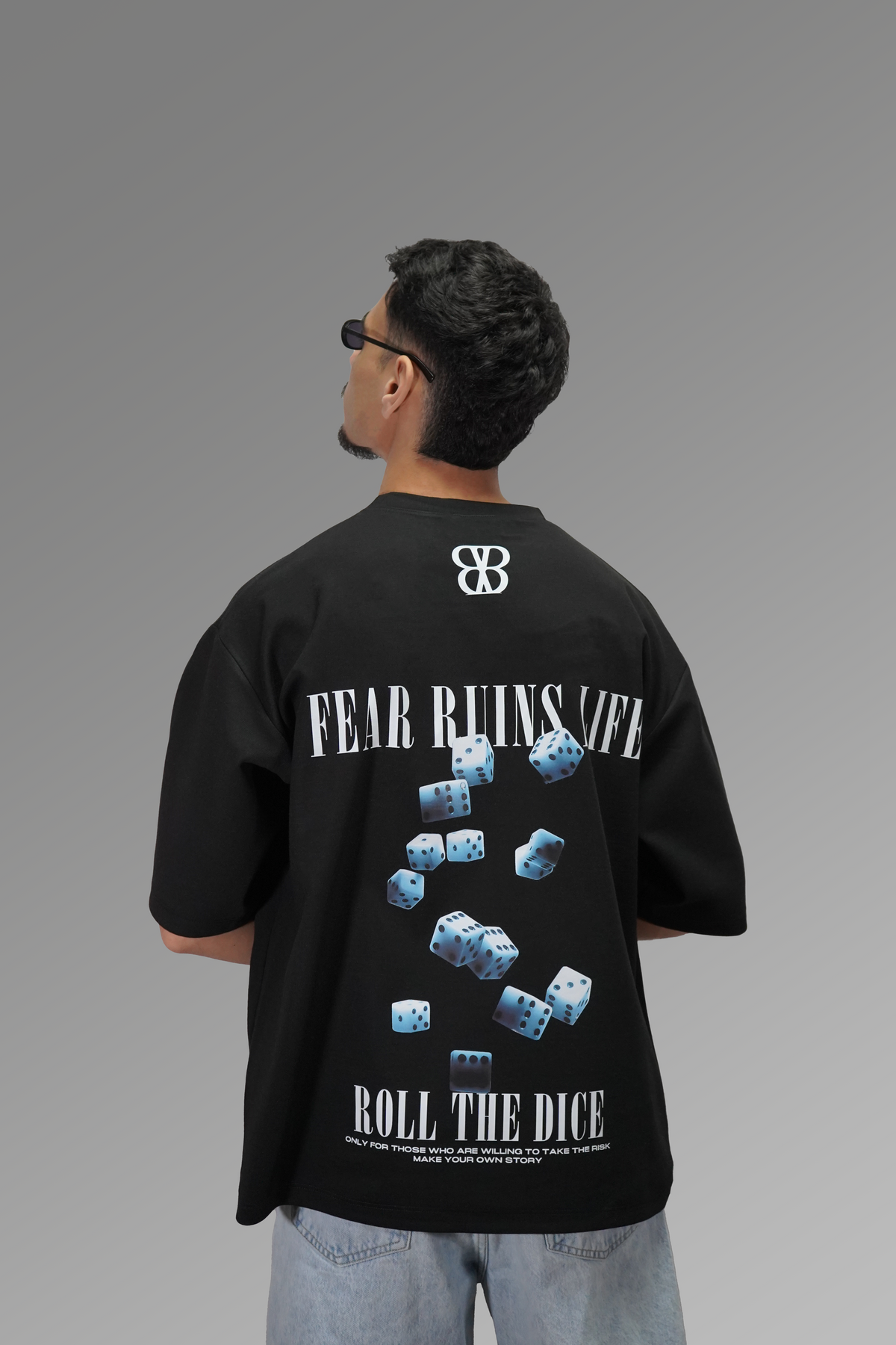 T-shirt zwart | Roll The Dice